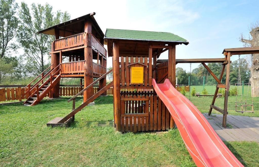 Chalupka Bratov V Resorte Aplend Veľký Slavkov Esterno foto