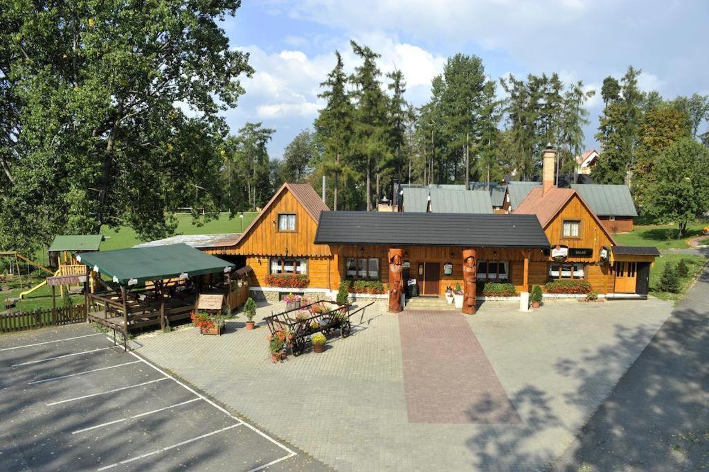 Chalupka Bratov V Resorte Aplend Veľký Slavkov Esterno foto